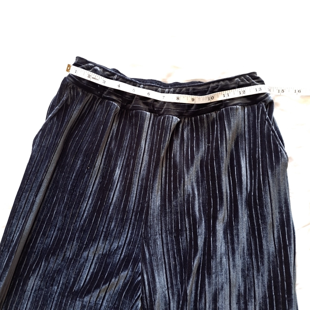 Joe Fresh | Grey / blueish Velour wide leg women's pant - Picture 8 of 10